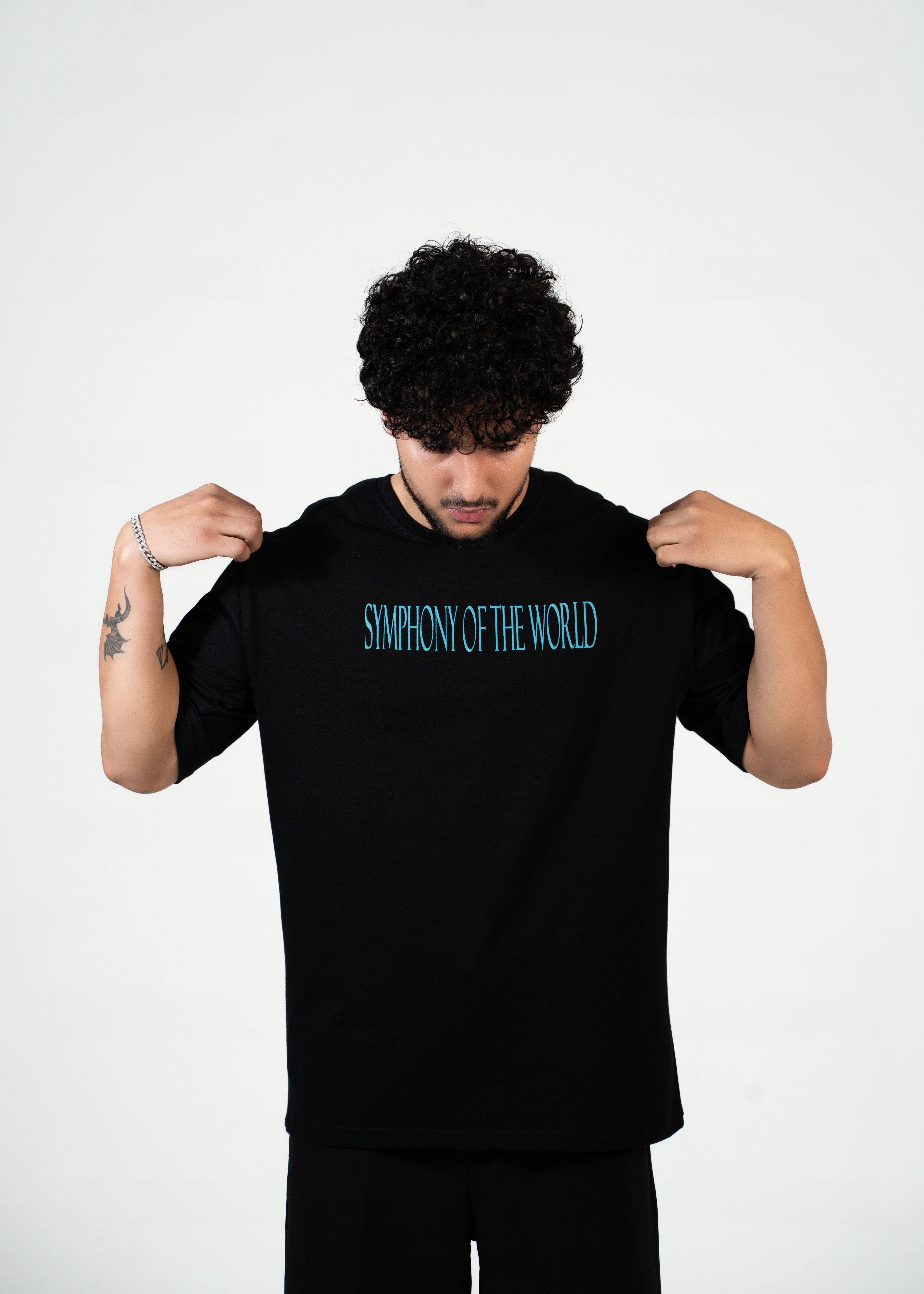 Symphony Of The World Oversized tee